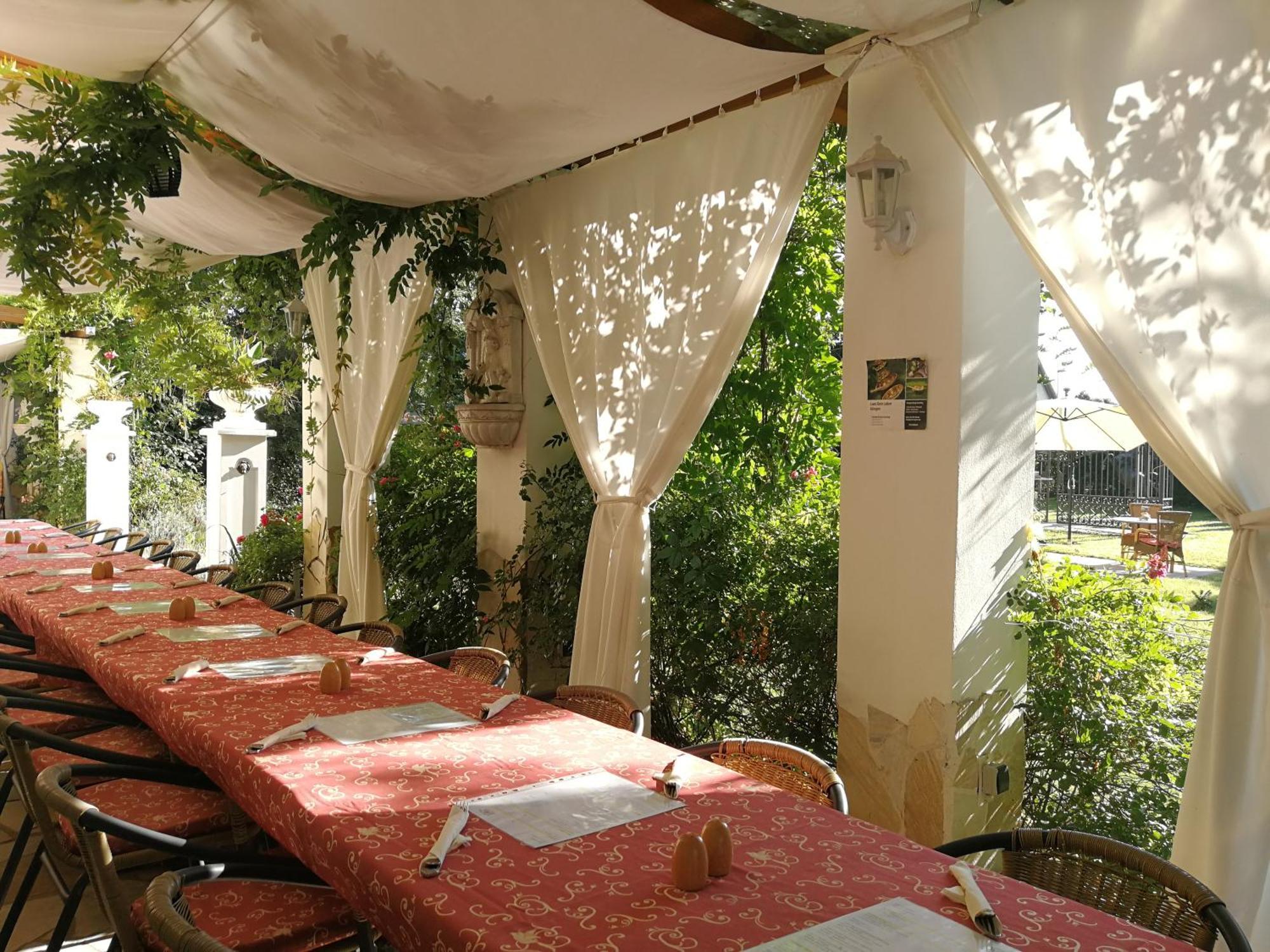 Mediterran Hotel Juwel Karlstein am Main Exterior photo